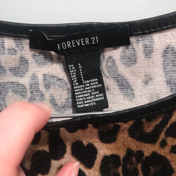 Forever 21 Cheetah blouse - Picture 3 of 4